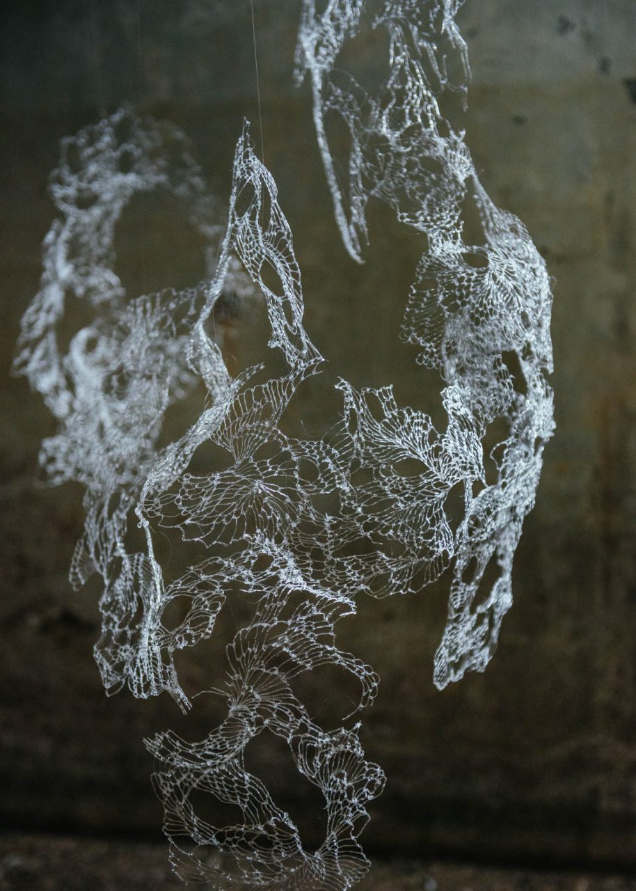 Zeitgenössisches Kunstwerk FILAMENT von Viktoria Strecker