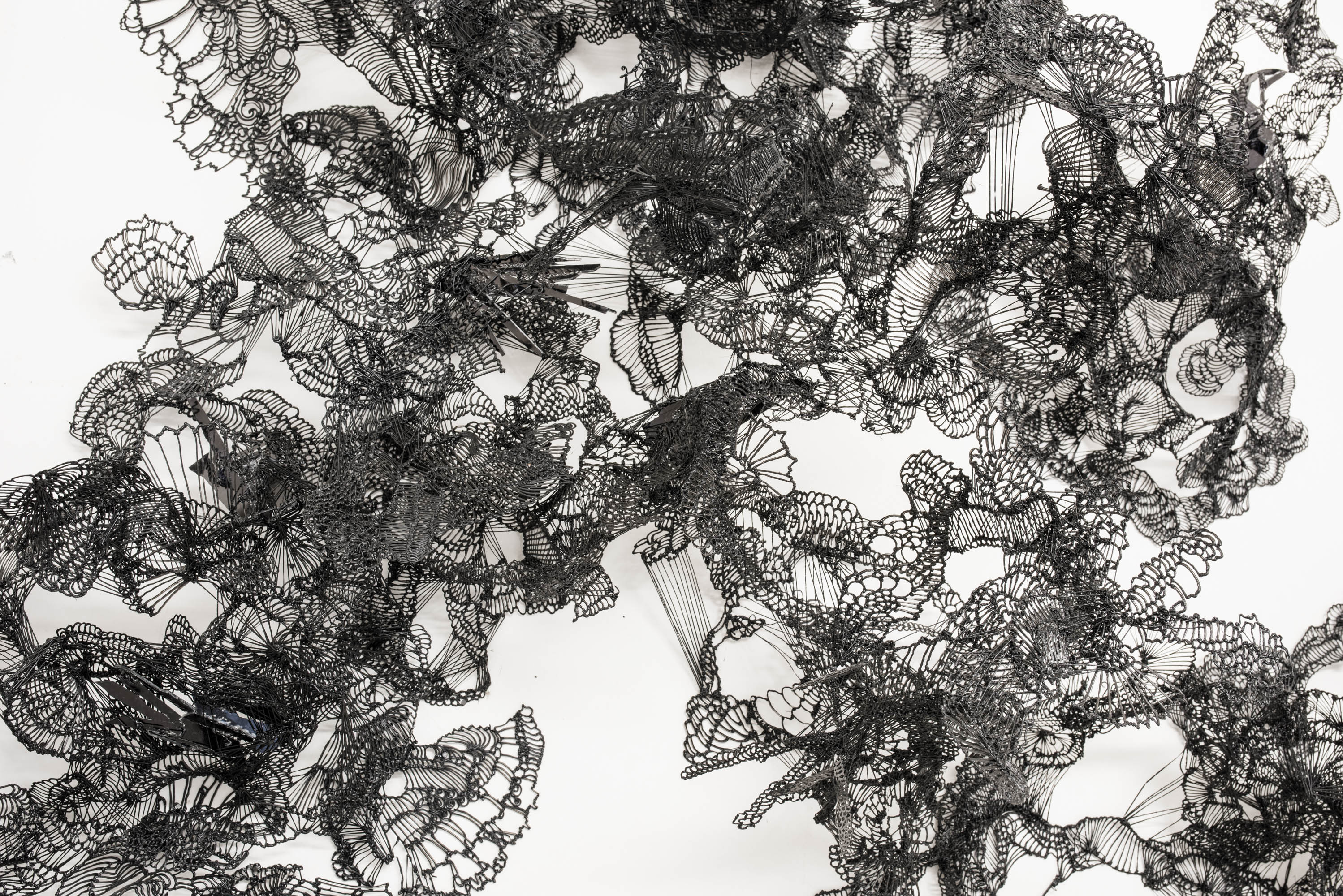 Zeitgenössisches Kunstwerk MOLD von Viktoria Strecker, Ansicht 4