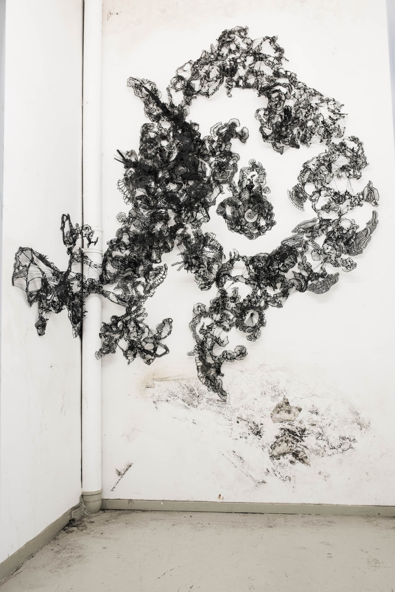 Zeitgenössisches Kunstwerk MOLD von Viktoria Strecker, Ansicht 10